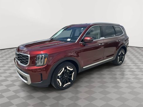 Used 2023 Kia Telluride S AWD/4WD image 1