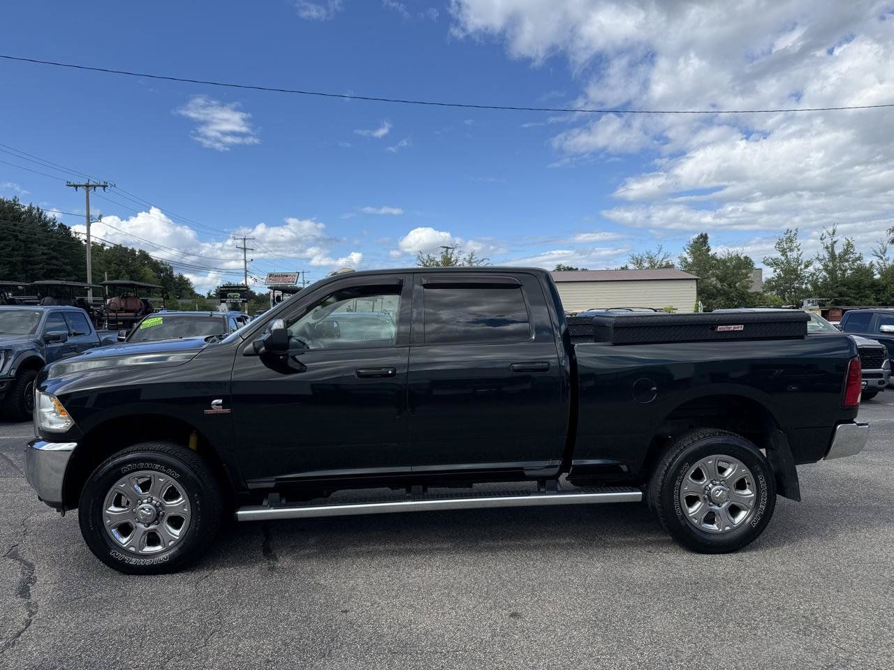 Used 2016 RAM 2500 Tradesman w/ Chrome Appearance Group AWD/4WD image 5