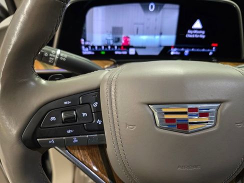 Used 2023 Cadillac Escalade Sport Platinum AWD/4WD image 22
