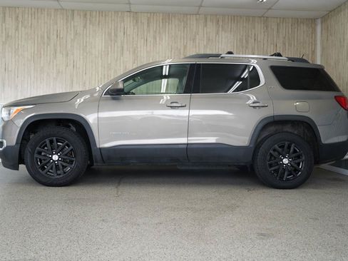 Used 2019 GMC Acadia SLT FWD image 5