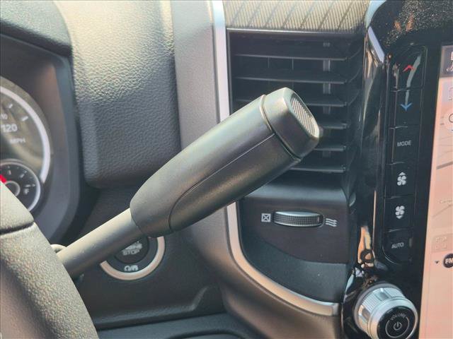 New 2026 RAM 3500 Big Horn AWD/4WD image 12