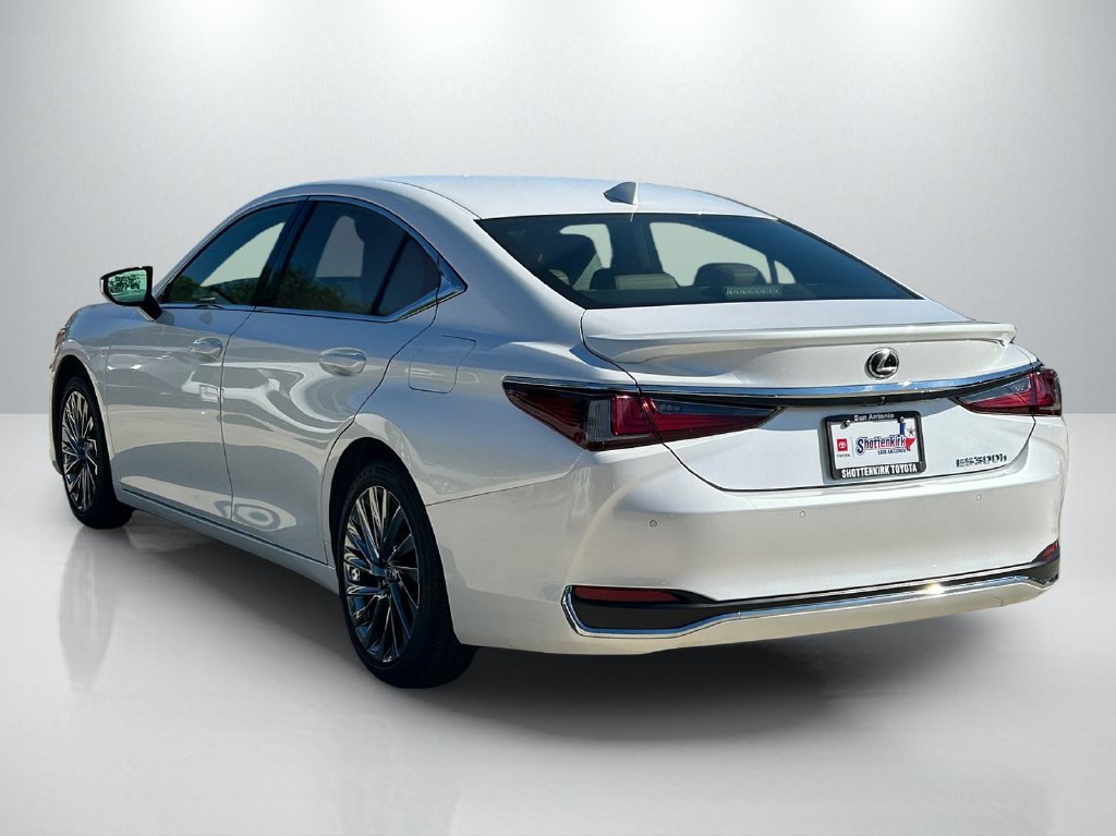 Used 2024 Lexus ES 300h w/ Technology Package FWD image 7