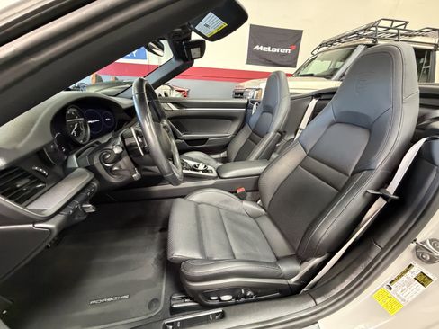 Used 2022 Porsche 911 Carrera image 26