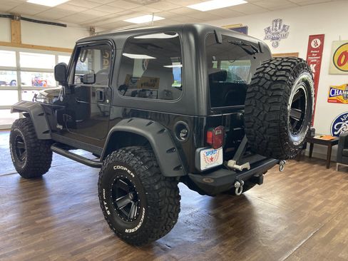 Used 2006 Jeep Wrangler Rubicon image 8