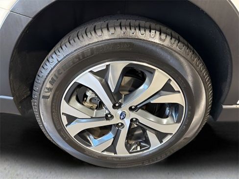 Certified 2022 Subaru Outback Limited image 40