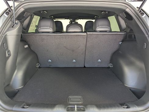 New 2026 Jeep Compass Latitude image 26