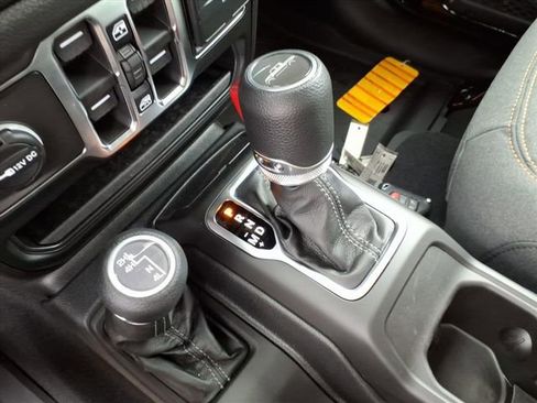 New 2026 Jeep Gladiator Sport image 23