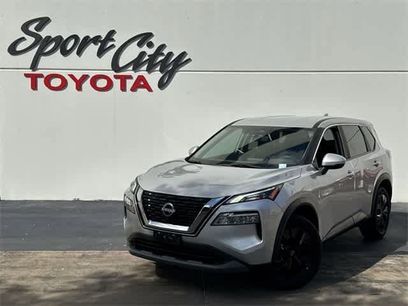 Used 2023 Nissan Rogue SV