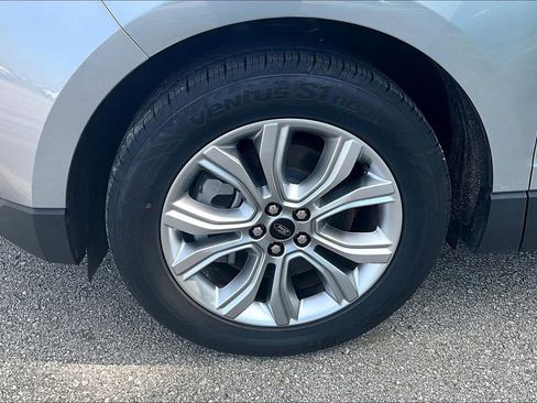 Used 2024 Ford Edge Titanium image 12