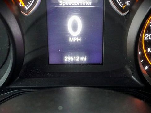 Used 2025 Jeep Gladiator Sport image 21