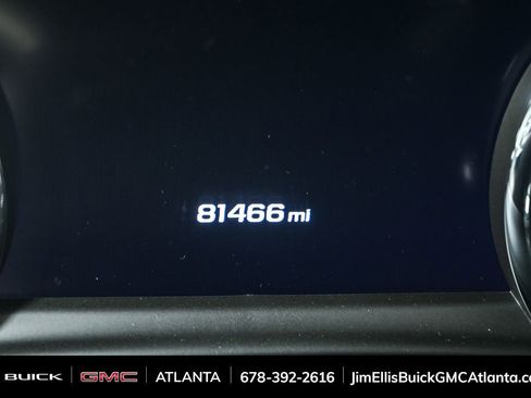 Used 2019 GMC Yukon XL Denali image 10