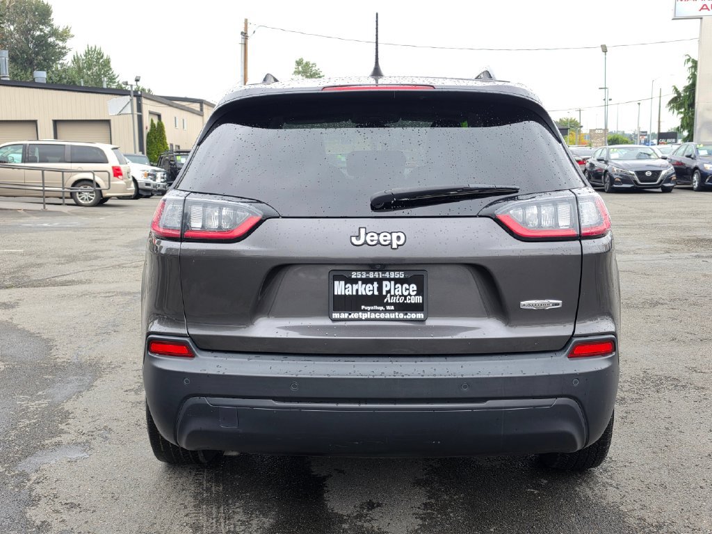 Used 2019 Jeep Cherokee Latitude Plus FWD image 5