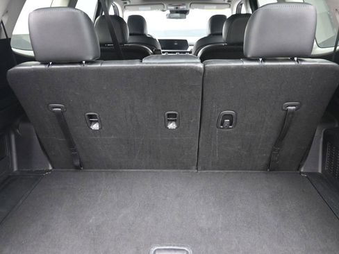 Used 2025 Kia Telluride S FWD image 10