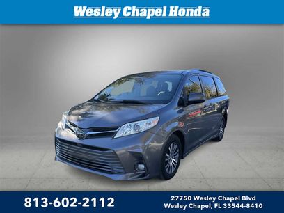 Used 2018 Toyota Sienna XLE