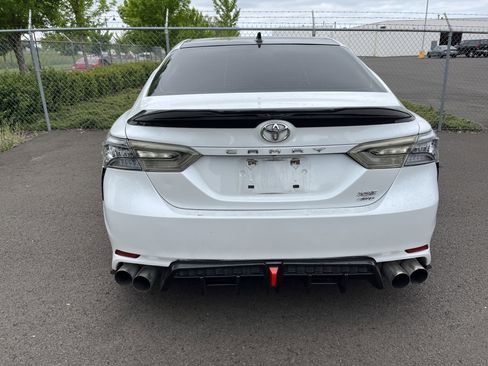 Used 2022 Toyota Camry XSE w/ Navigation Package AWD/4WD image 3