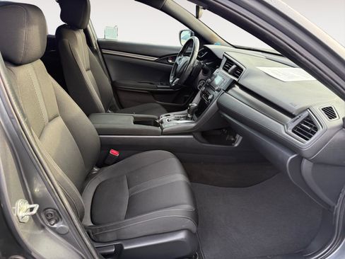 Used 2019 Honda Civic Sport image 19