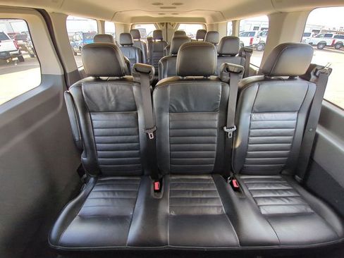 Used 2023 Ford Transit 350 XLT image 17