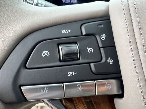 Used 2023 Cadillac Escalade Sport Platinum w/ LPO, Floor Liner Package AWD/4WD image 7