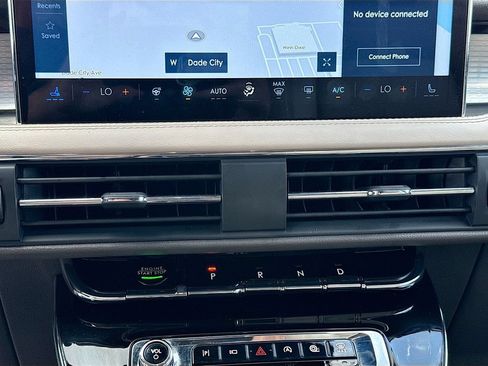 Used 2024 Lincoln Corsair FWD w/ Equipment Group 102A image 18