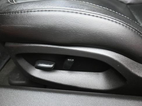 Used 2019 Chevrolet Corvette Stingray Coupe w/ Battery Protection Package image 13