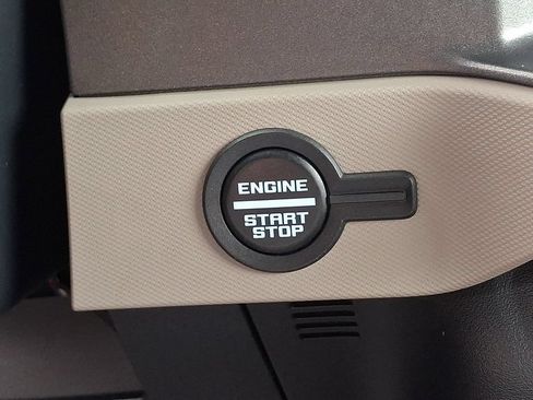 Certified 2024 Ford Bronco Wildtrak AWD/4WD image 21