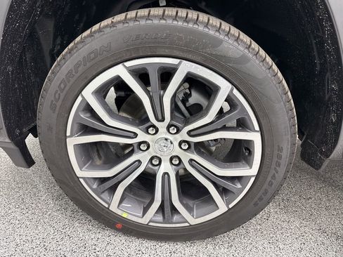 Used 2026 RAM 1500 Tungsten image 13