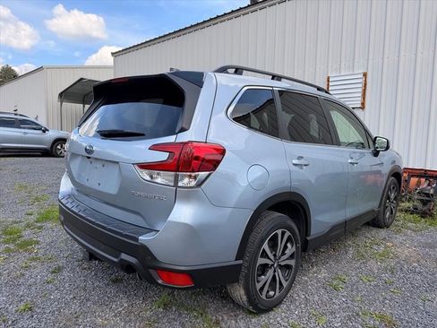 Used 2024 Subaru Forester Limited w/ Convenience Package image 15