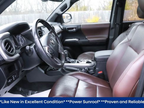 Used 2019 Toyota Tacoma Limited image 5