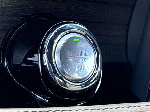 Used 2022 Lincoln Corsair Reserve w/ Elements Package image 38