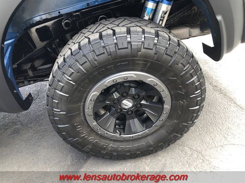 Used 2017 Ford F150 Raptor w/ Equipment Group 802A Luxury AWD/4WD image 26