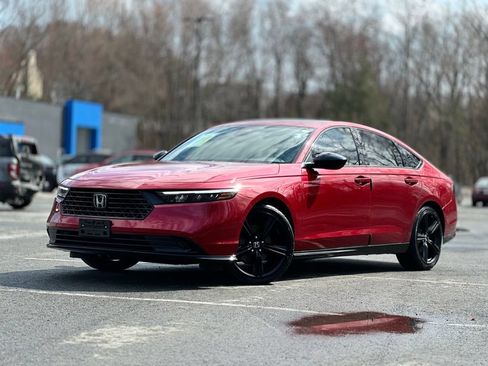 Used 2024 Honda Accord Sport image 1