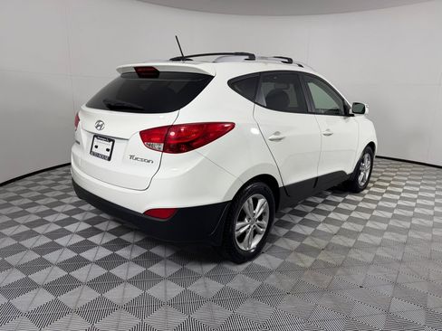 Used 2012 Hyundai Tucson GLS FWD image 5