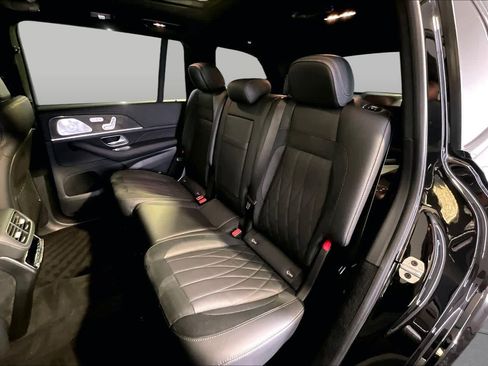Certified 2025 Mercedes-Benz GLS 63 AMG 4MATIC image 21