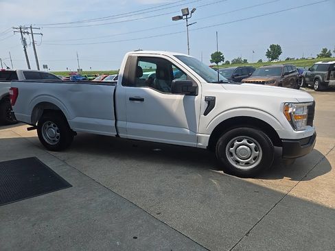 Used 2021 Ford F150 XL w/ Equipment Group 101A High RWD image 13