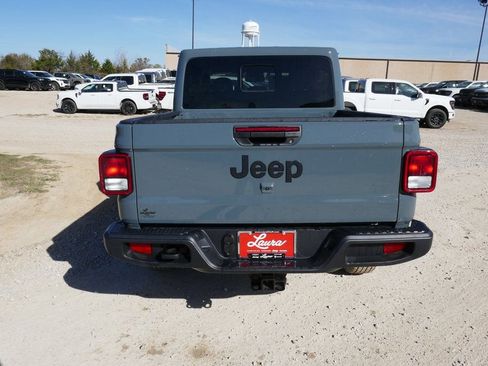 New 2026 Jeep Gladiator Sport image 6