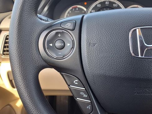 Used 2015 Honda Accord LX image 18