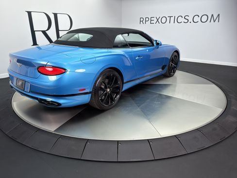 Used 2020 Bentley Continental GT AWD/4WD image 17
