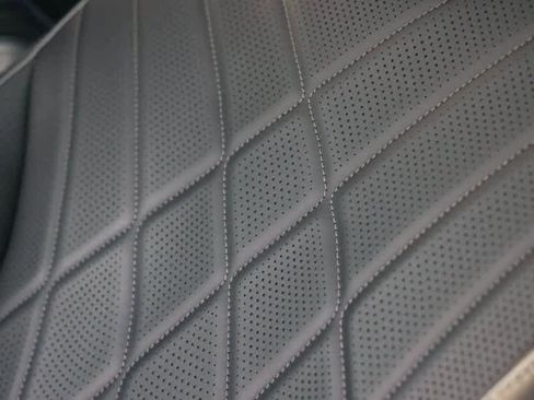 Certified 2023 Mercedes-Benz EQS 580 4MATIC SUV image 30