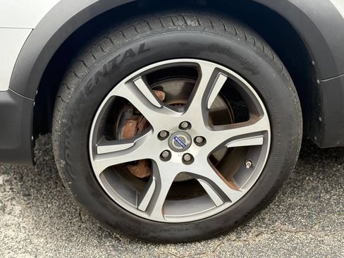 Used 2015 Volvo XC70 T6 Premier Plus image 10