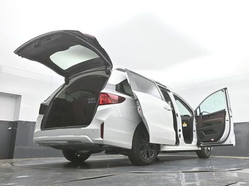 New 2026 Honda Odyssey Touring image 58