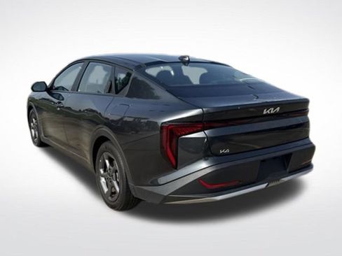 Used 2025 Kia K4 FWD image 3