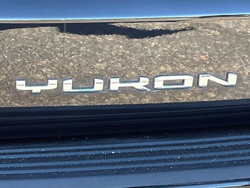 Certified 2024 GMC Yukon Denali image 28