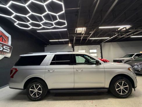 Used 2019 Ford Expedition Max XL AWD/4WD image 13
