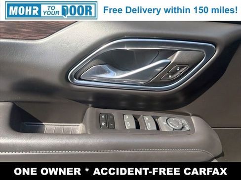 Used 2024 Chevrolet Suburban Z71 image 11