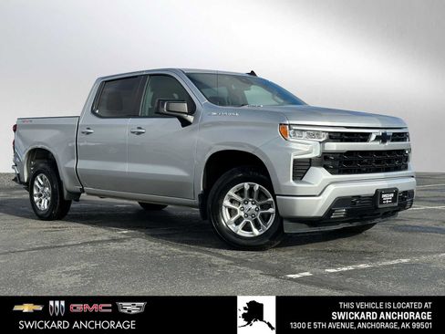 Used 2022 Chevrolet Silverado 1500 RST image 1