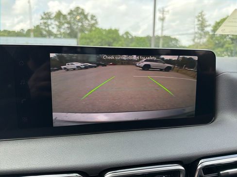 New 2026 Nissan Sentra SV FWD image 9