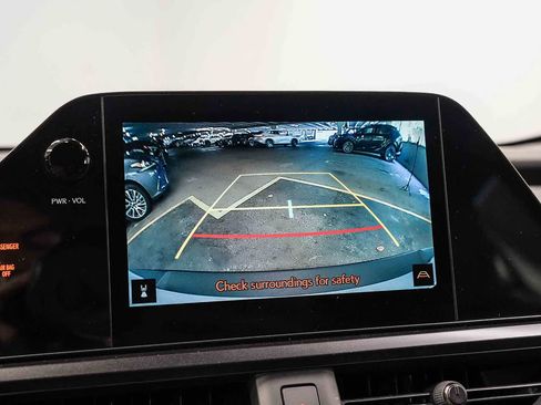Used 2024 Lexus UX 250h FWD image 26