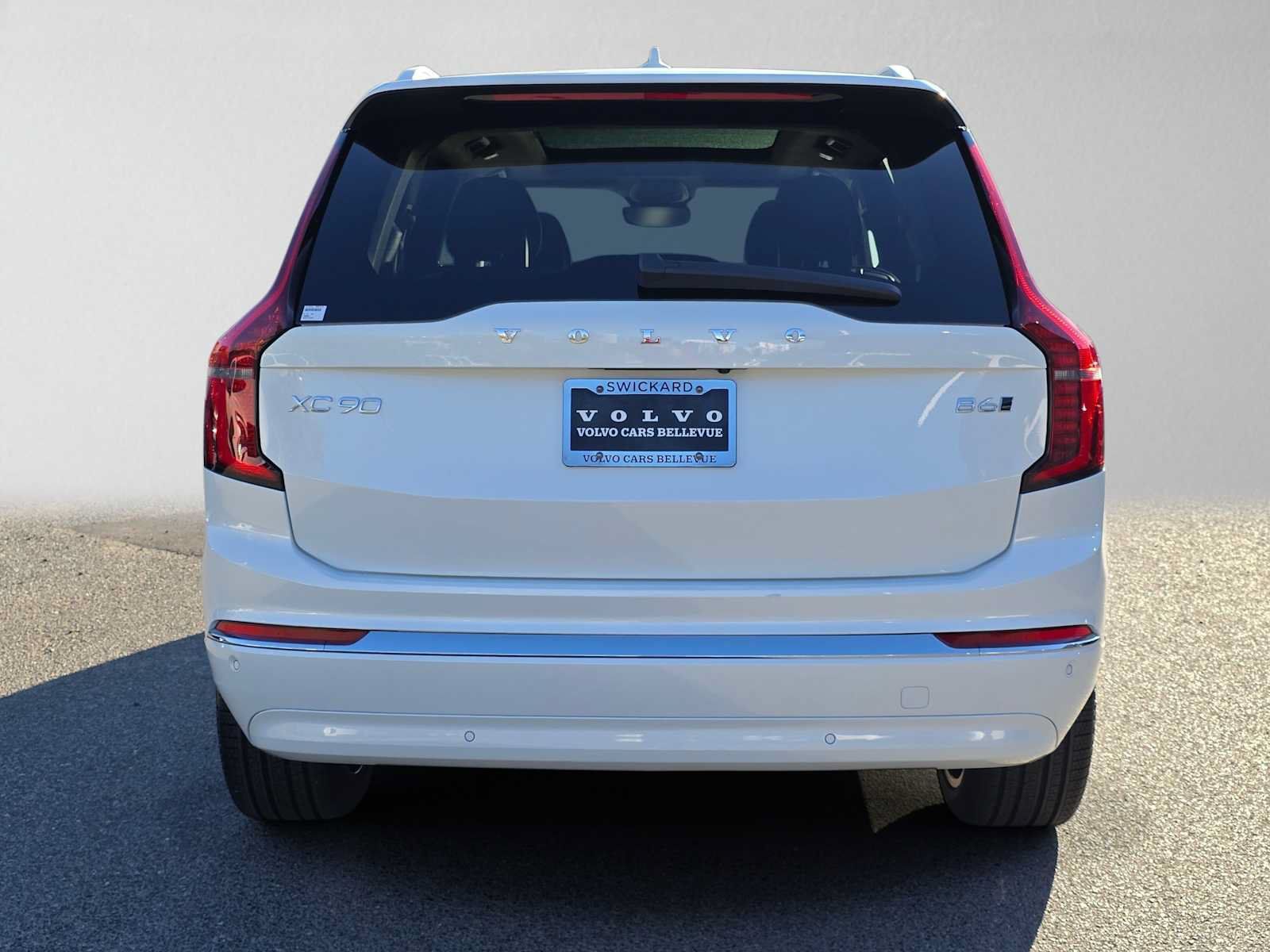 Used 2026 Volvo XC90 B6 Plus w/ Protection Package AWD/4WD image 4