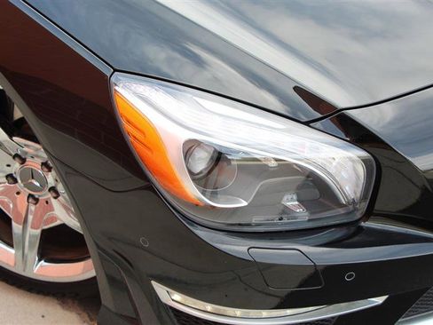 Used 2013 Mercedes-Benz SL 63 AMG image 30