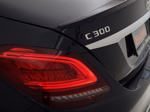 Used 2019 Mercedes-Benz C 300 Sedan image 12